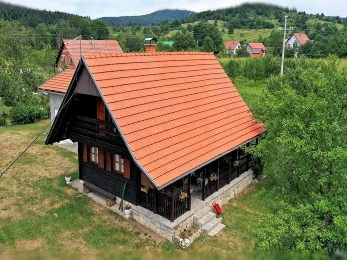 Tetina Kuca Villa Saborsko Eksteriør billede
